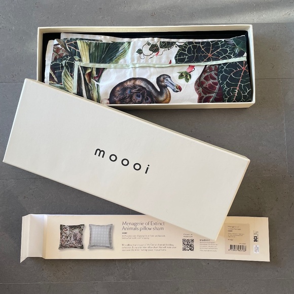 Moooi Menagerie of Extinct Animals Large Square Sham - Ivory - Picture 2 of 2